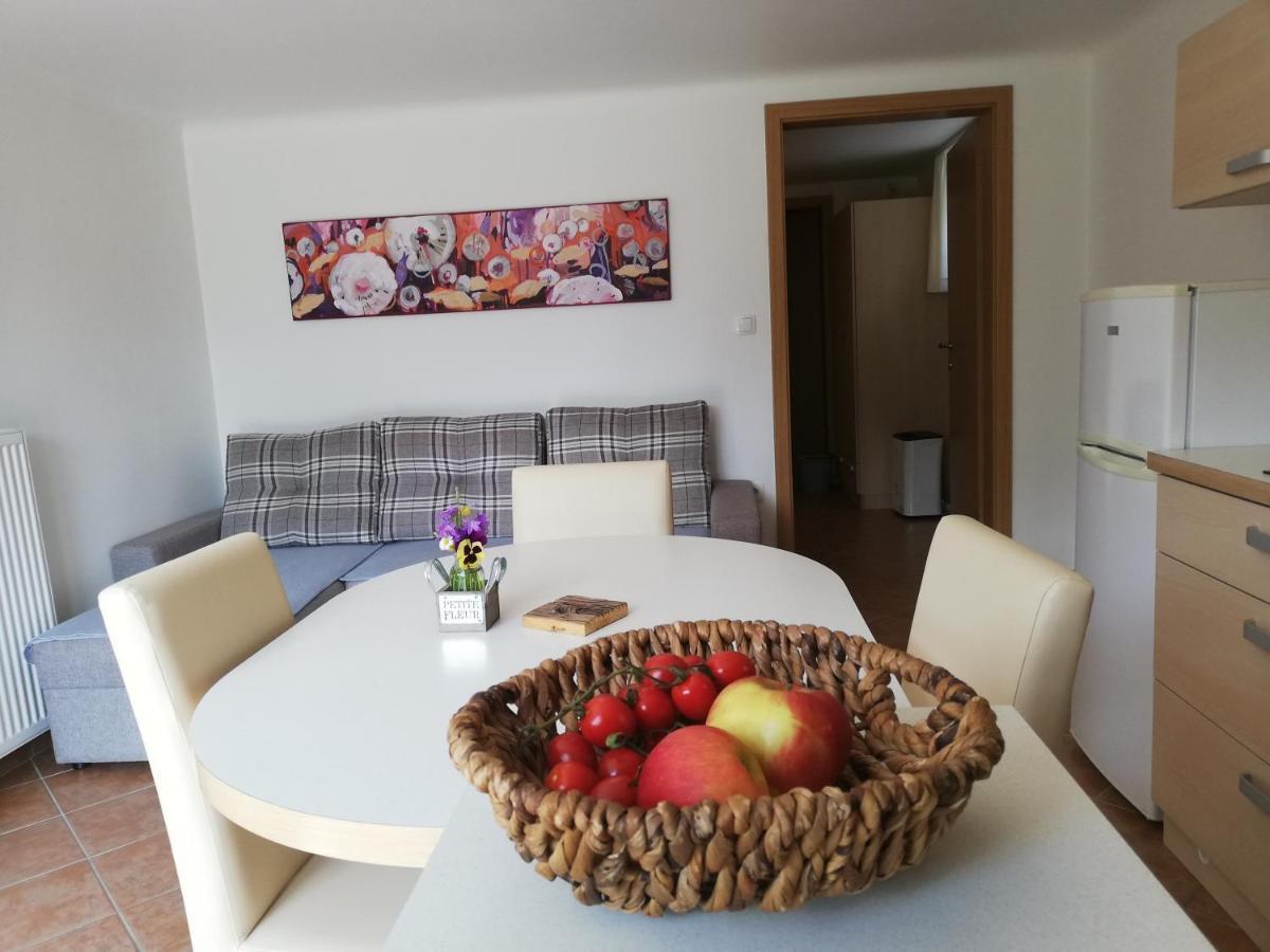 Apartments Mas Dovje Ngoại thất bức ảnh